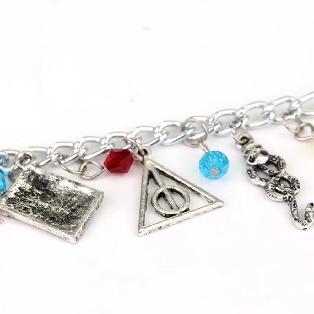 Harry Potter Horcrux Charm Bracelet - Picture 4 of 12